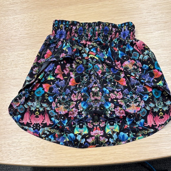 Lululemon Hotty Hot High-Rise Skirt Skort tennis pickleball - Picture 4 of 6